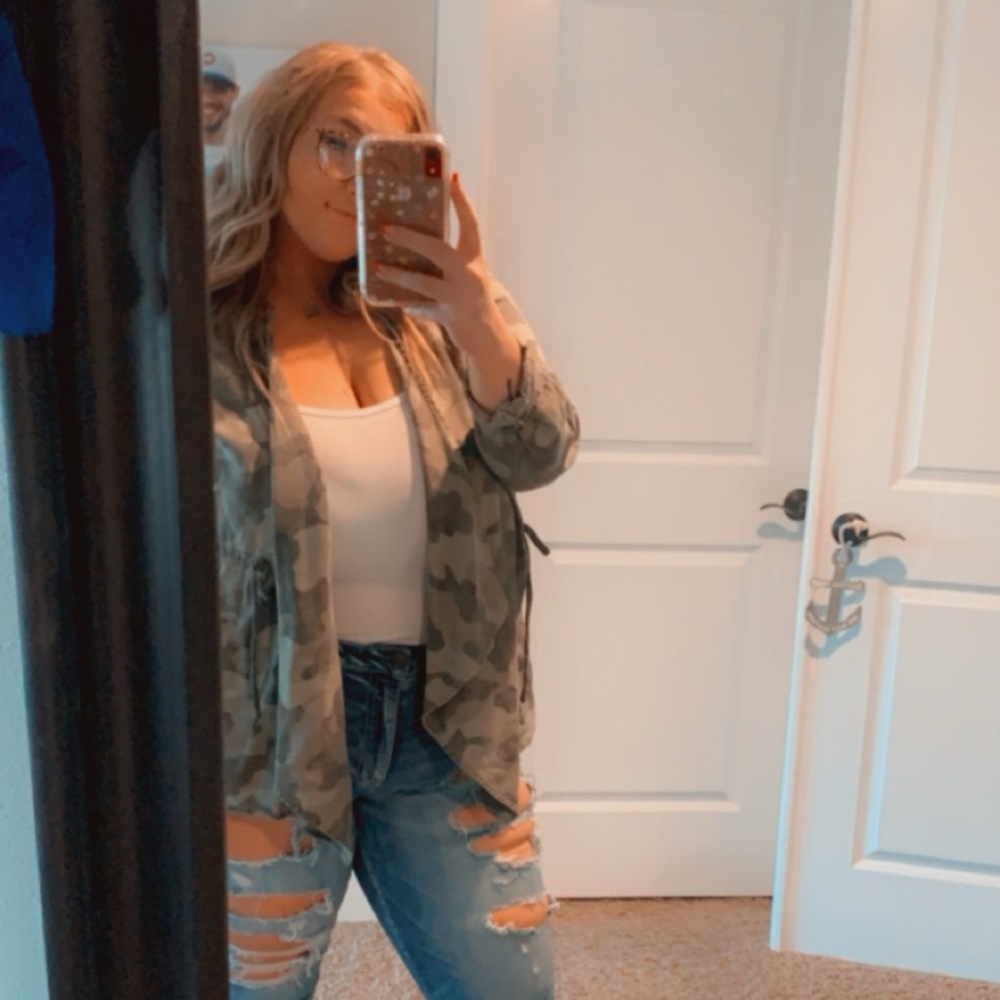 Meet your Posher, Jaycee